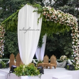 Best Flower Combination For Wedding Stage Decoration