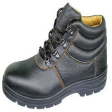 Global Industrial Protective Footwear Market is Expected to Grow at a CAGR of XX.XX% through 2023